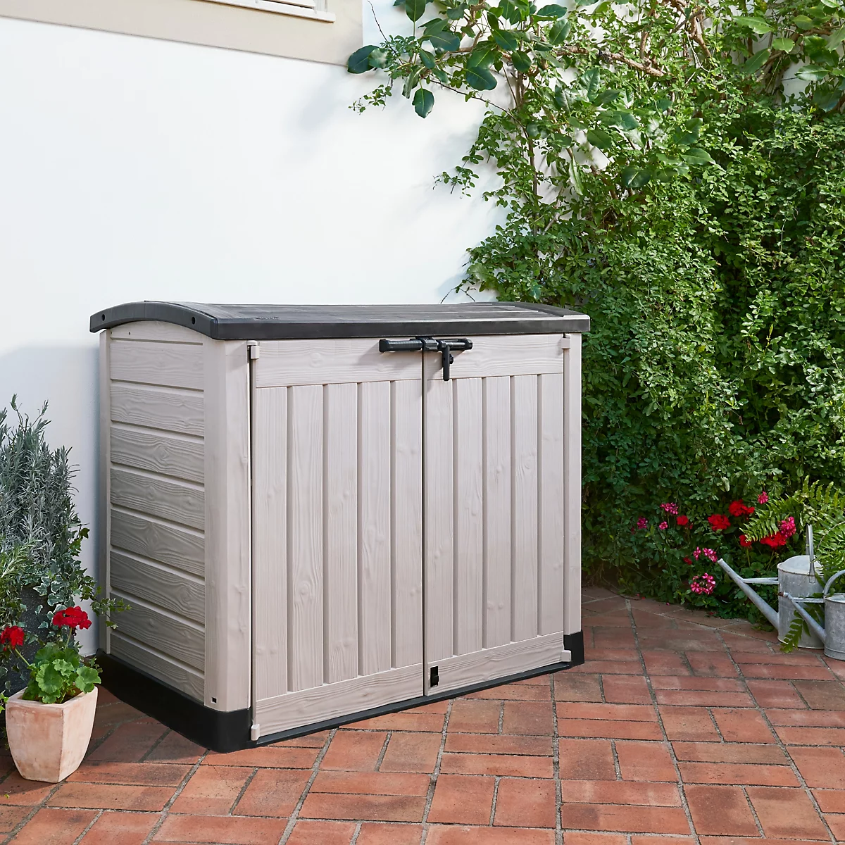 Keter Store-It-Out ARC 1200L Garden Storage Box – Beige & Brown